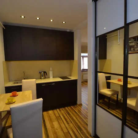 Apartamento Modern With Free Parking