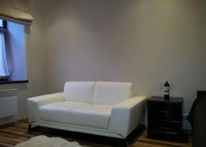 Modern With Free Parking