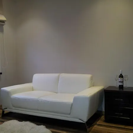 Modern With Free Parking